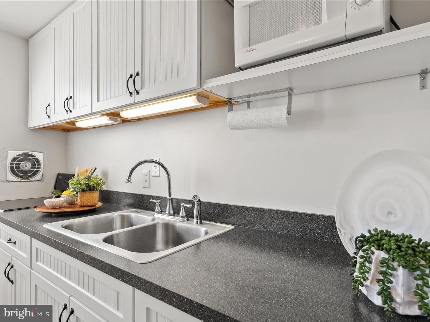 1209 Saint Louis Avenue #24 photo 5
