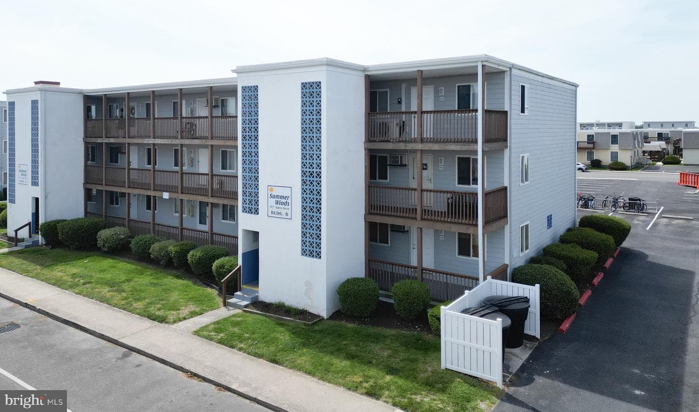 417 Robin Drive #b203