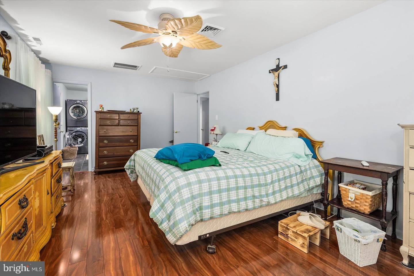 9 Sailors Way photo 32