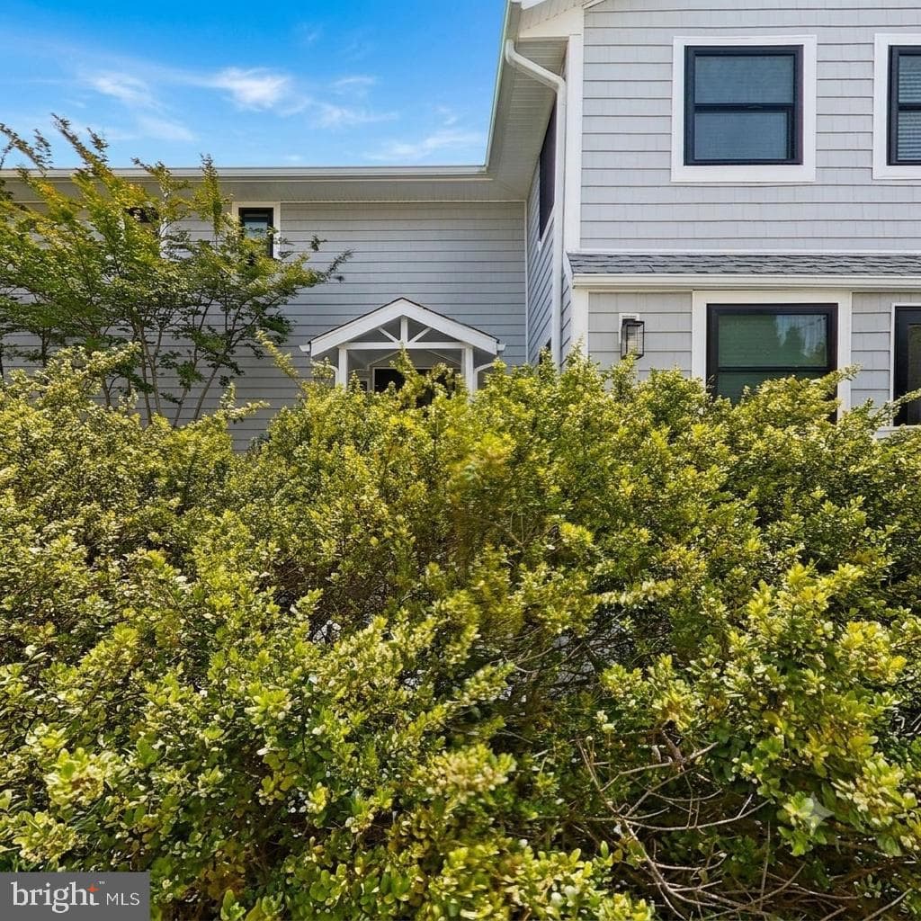 505 S Surf Road photo 16