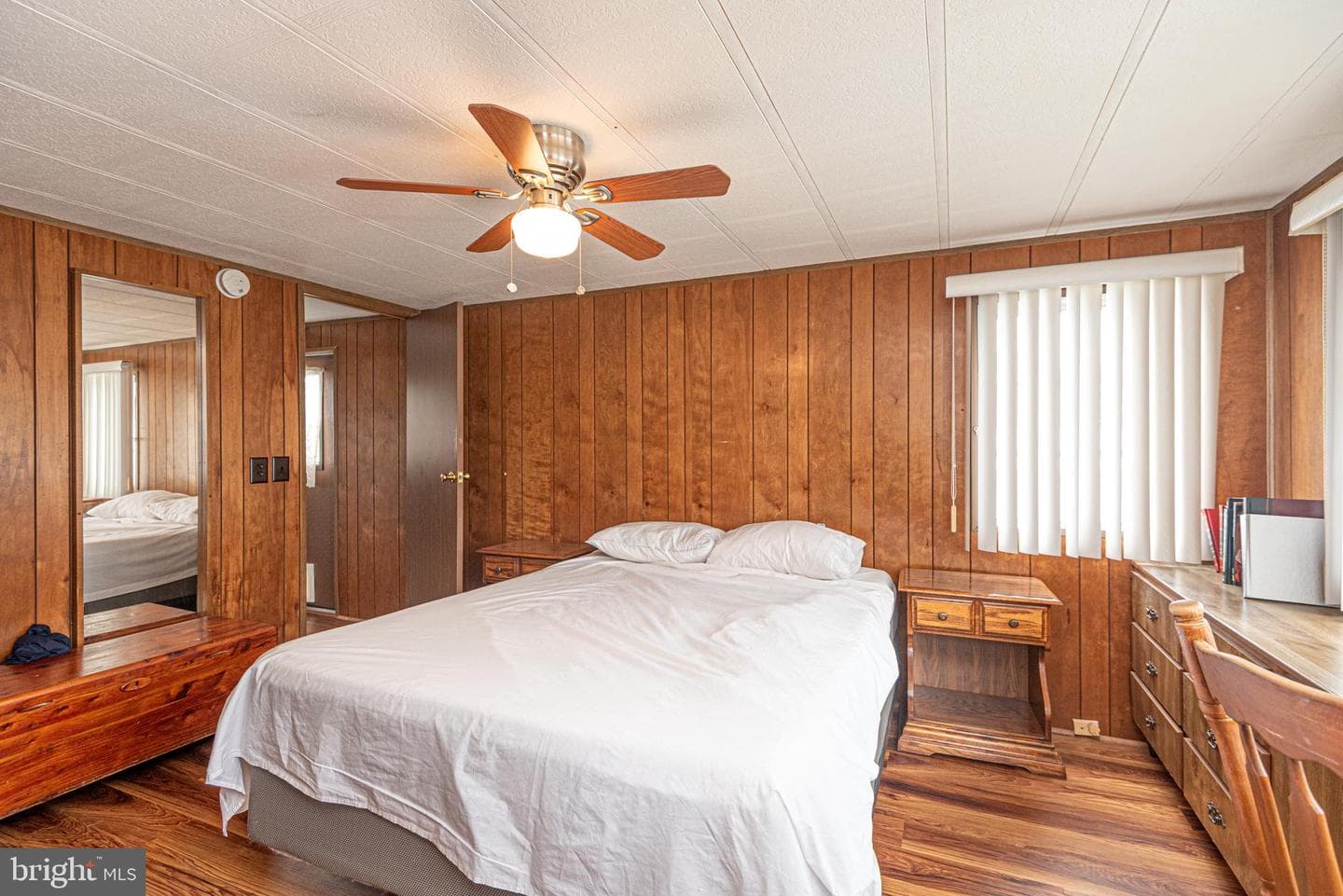 13334 Colonial Road photo 32