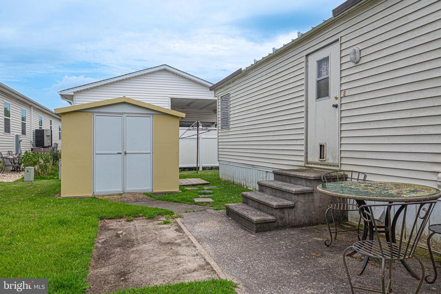 13334 Colonial Road photo 5