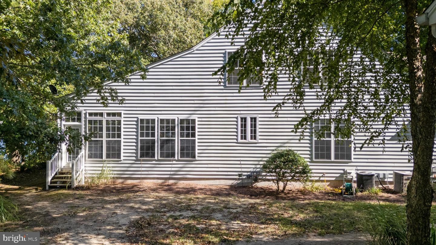 10 Annapolis Court photo 4