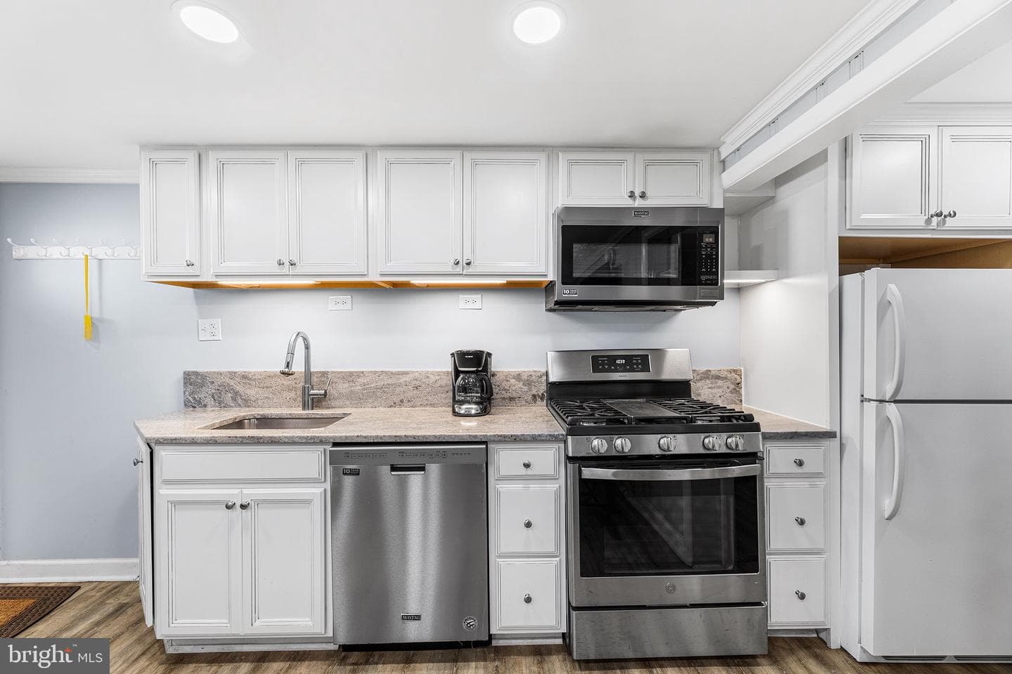 13 40th Street #4 photo 11