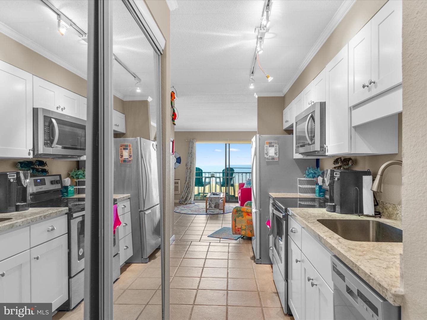 7001 Atlantic Avenue #e2060b photo 7