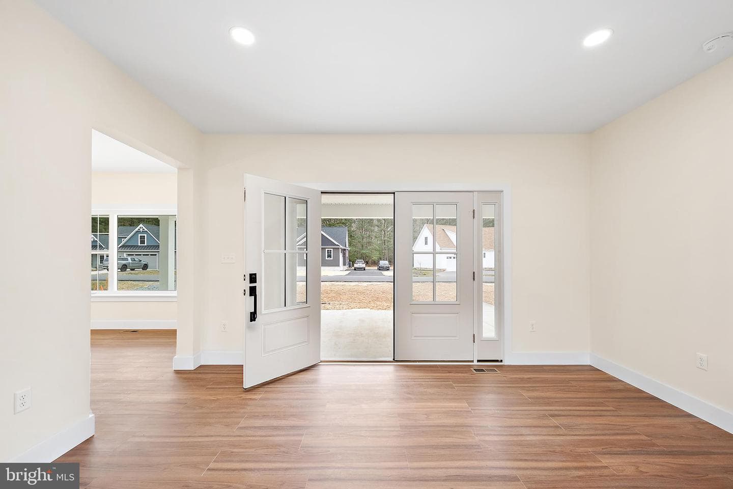 4 Preakness Drive photo 4