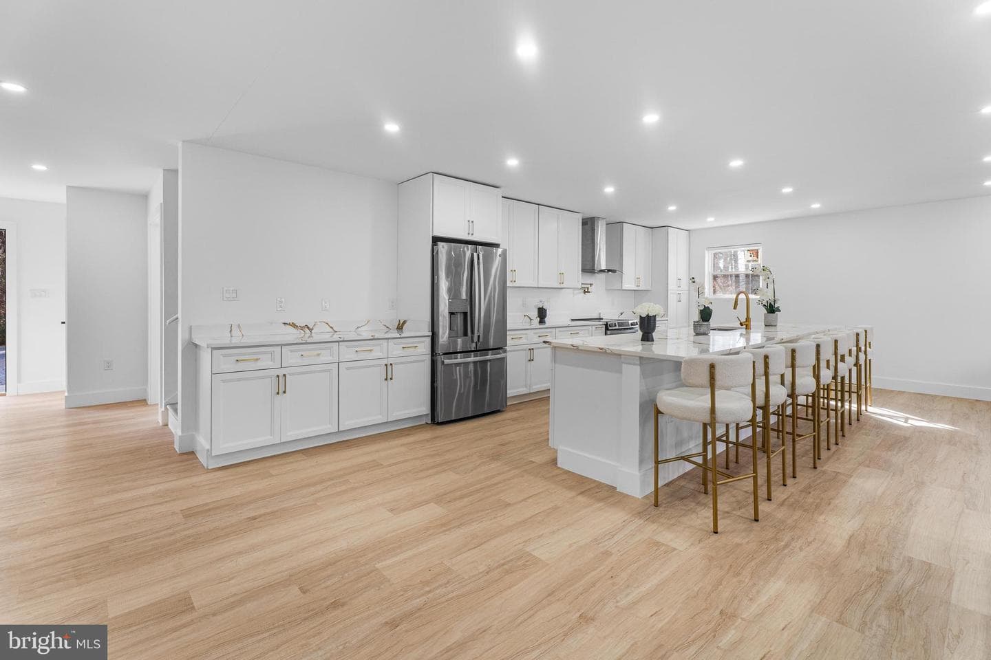 10231 Henry Road photo 14