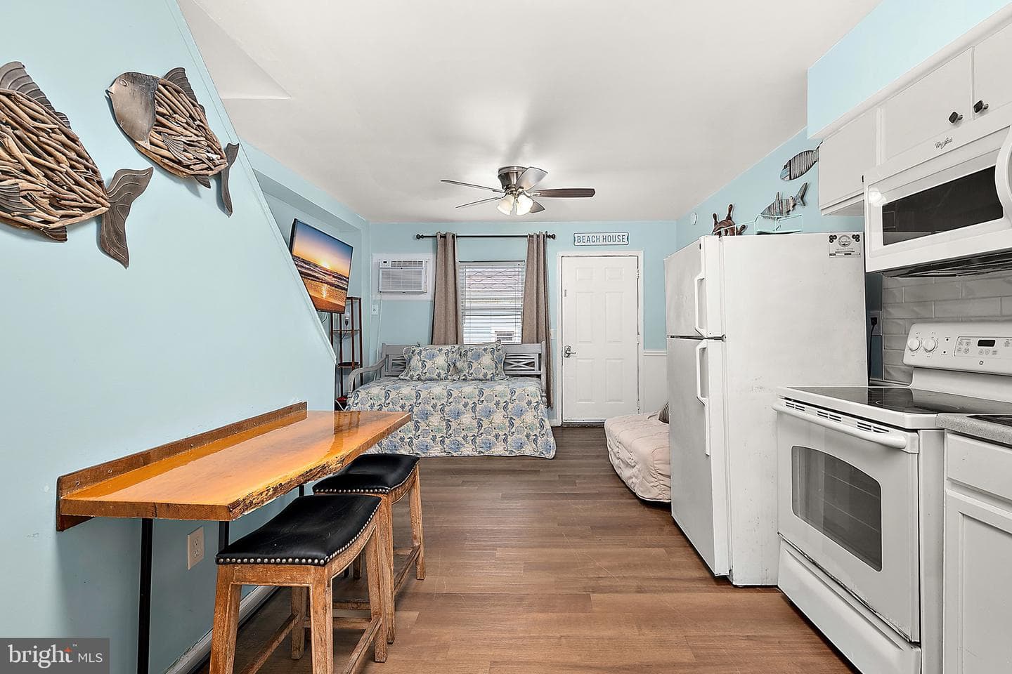 106 Talbot Street #201 photo 13