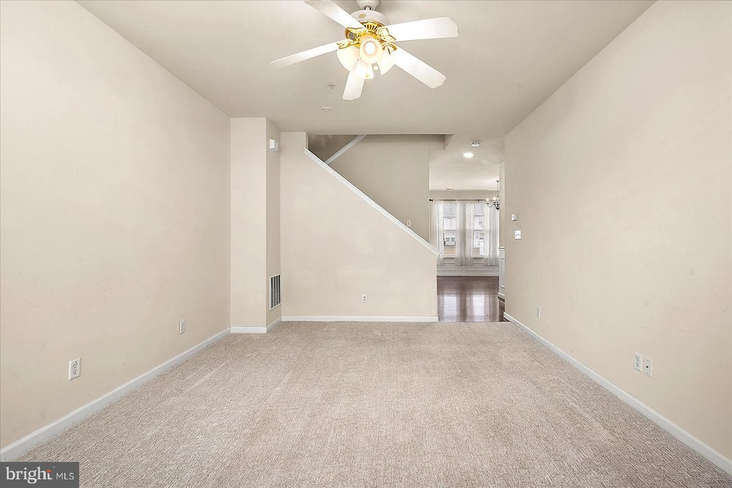 372 Schooner Lane photo 7