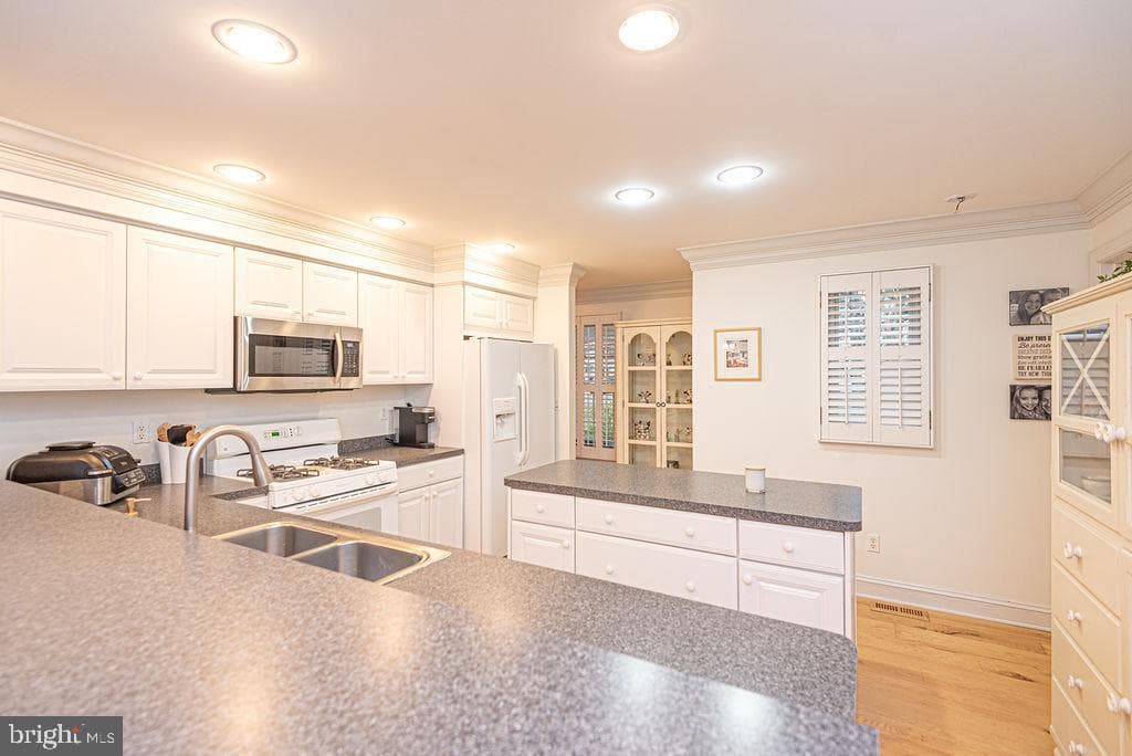 10641 Piney Island Dr photo 14