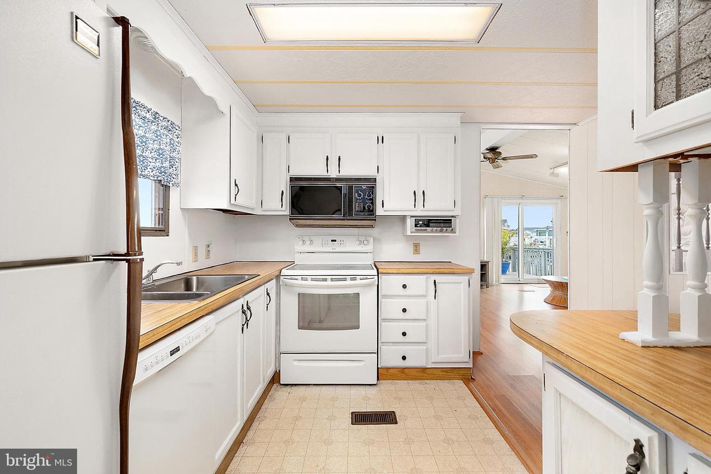 104 Sea Lane photo 17