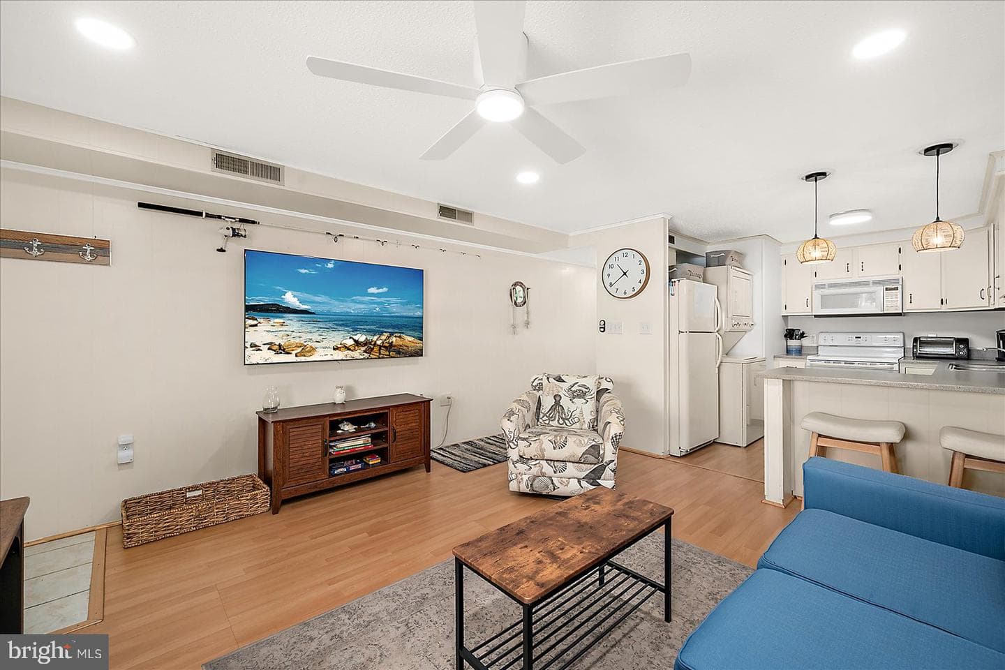 9 41st Street #320 photo 9