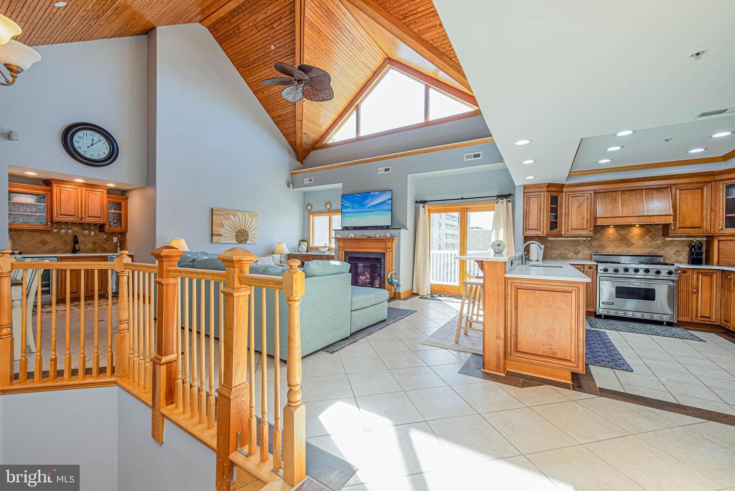 6301 Atlantic Avenue #403 photo 6