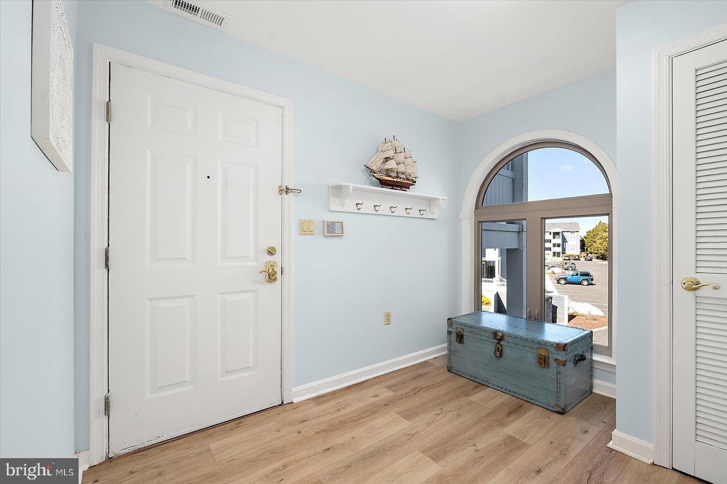 201 S Heron Drive #8a photo 4