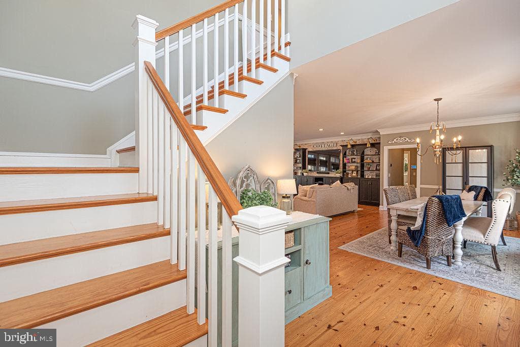 1613 Mercers Way photo 37