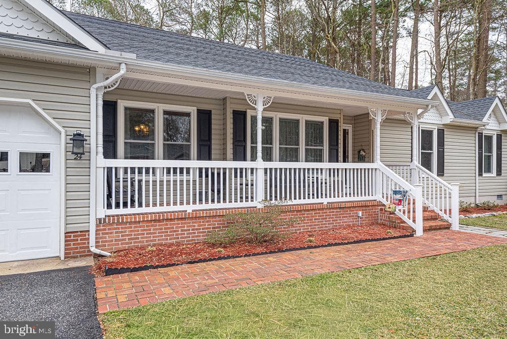 24 Fairway Lane photo 4
