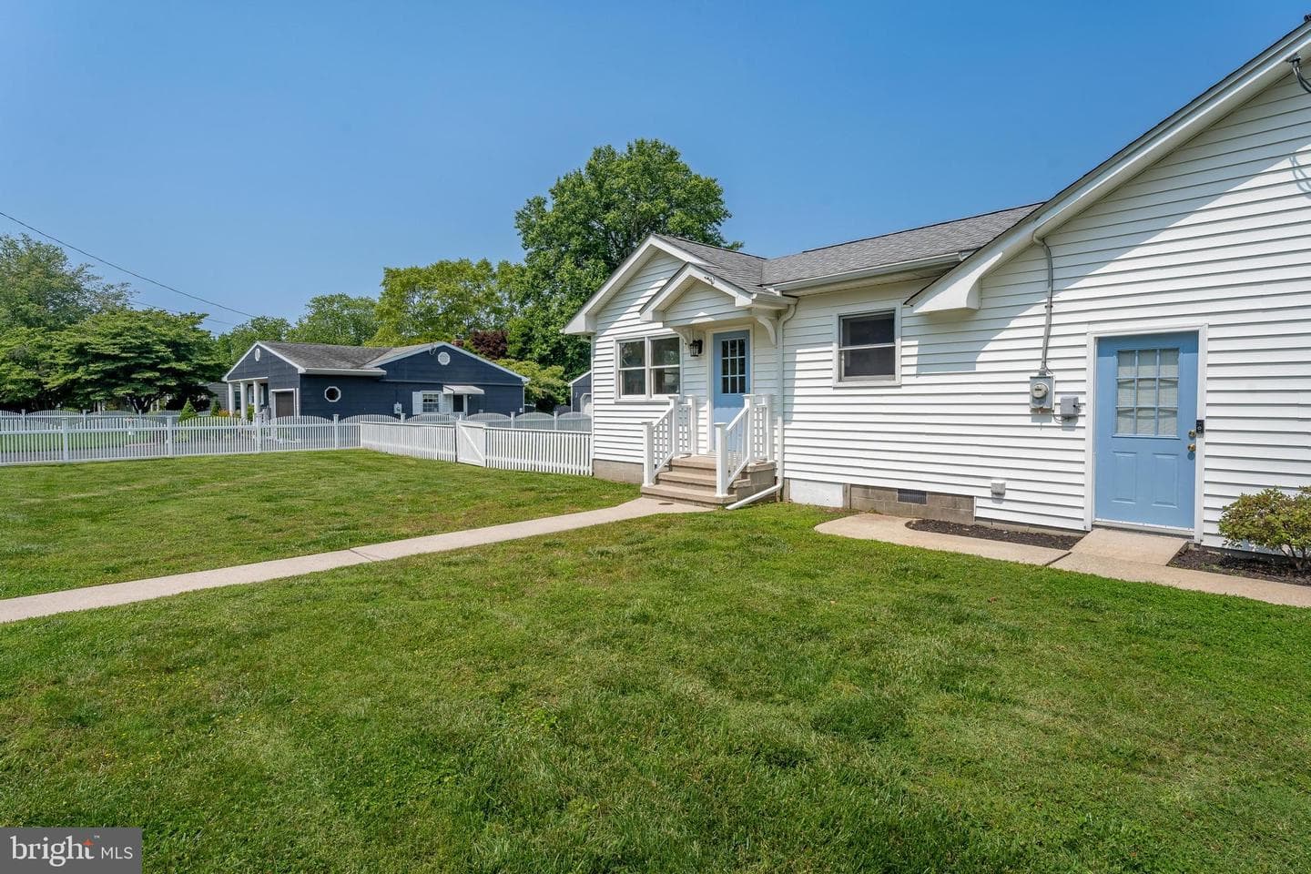 201 Buckingham Road photo 54