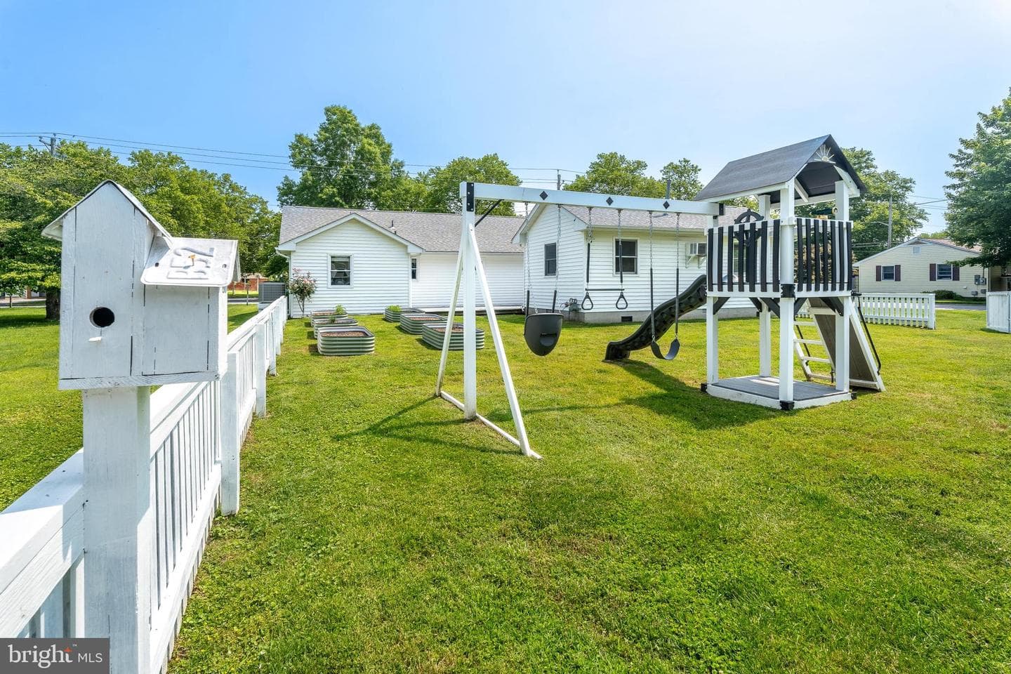 201 Buckingham Road photo 59