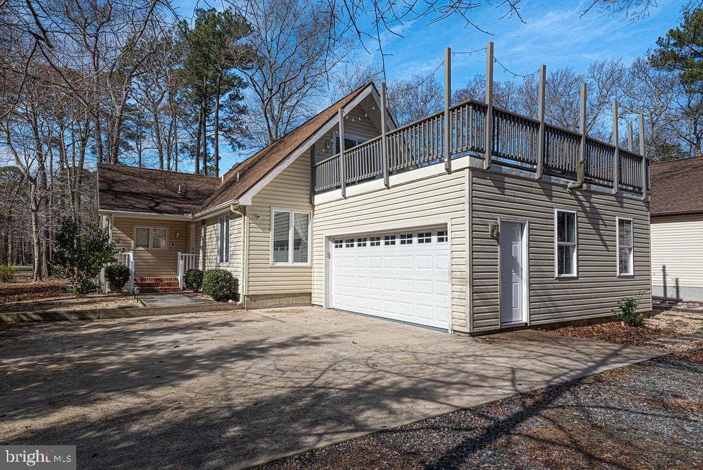 566 Ocean Parkway photo 4