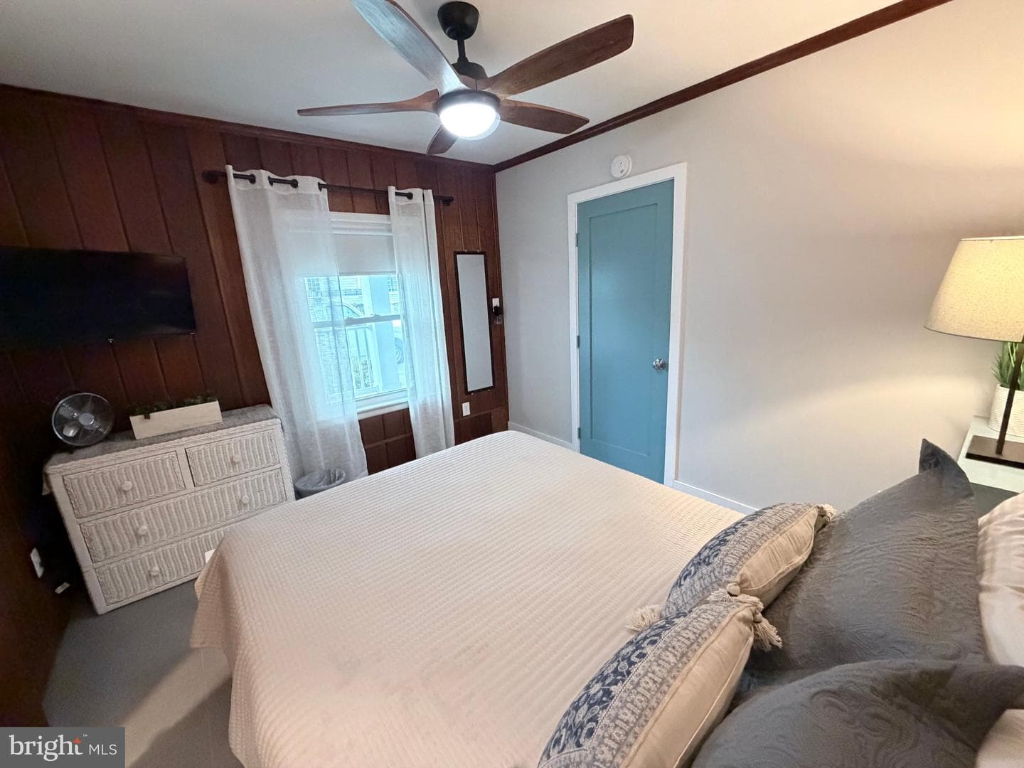 1407 N Saint Louis Avenue #1 photo 35