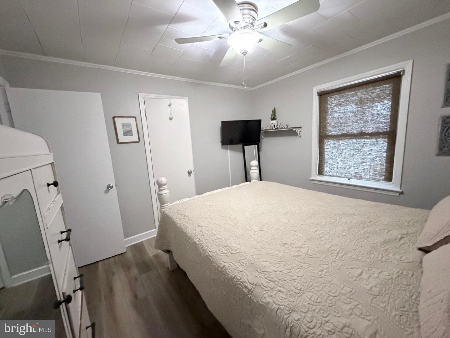 1407 N Saint Louis Avenue #5 photo 26