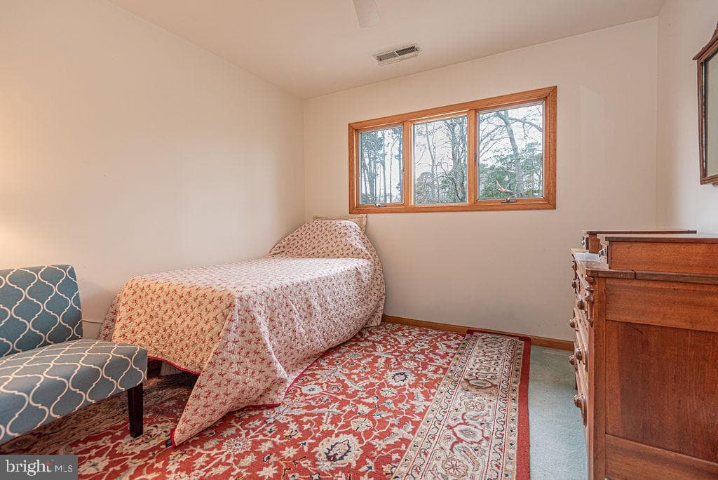 562 Ocean Parkway photo 50