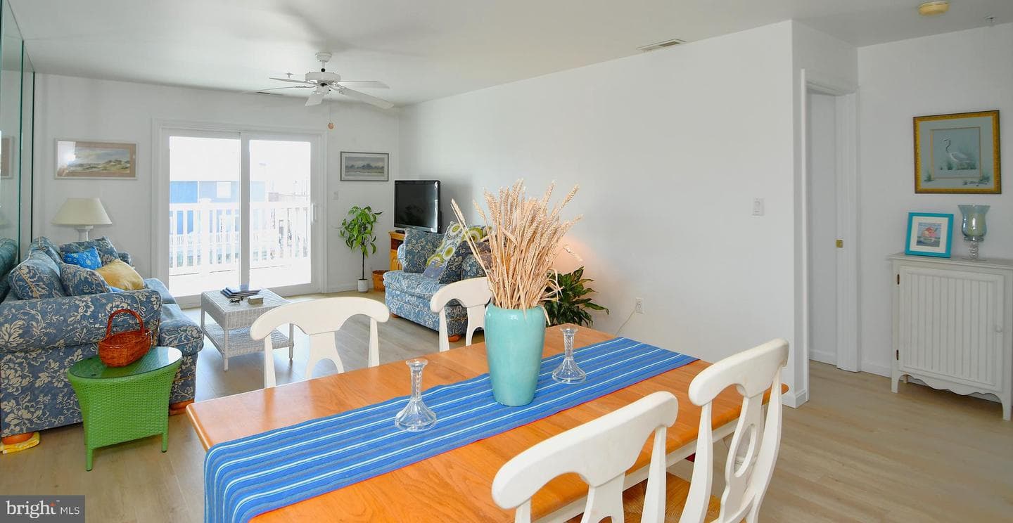 203 S Heron Drive #202a photo 11