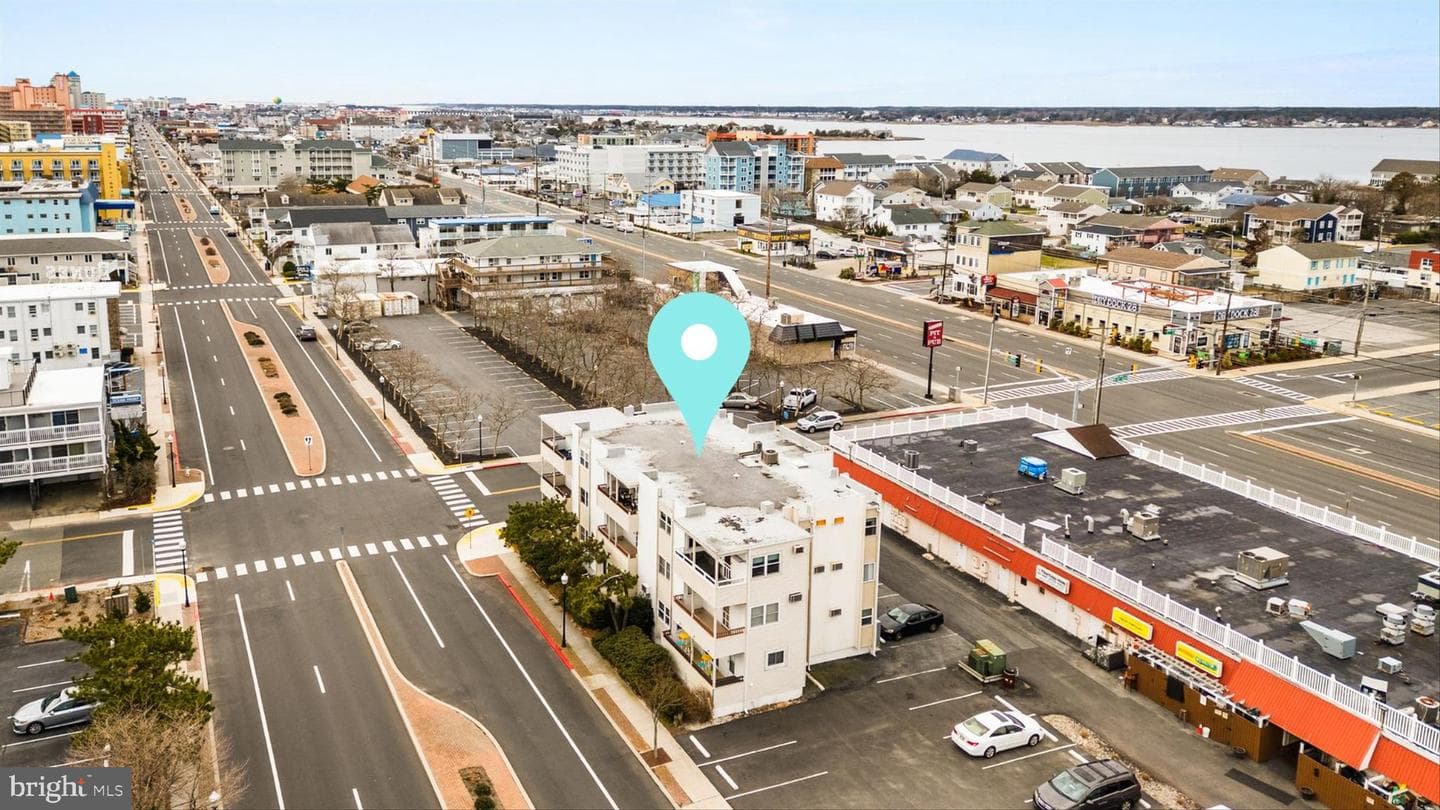 2801 N Baltimore Avenue #309 Holiday Plaza photo 3