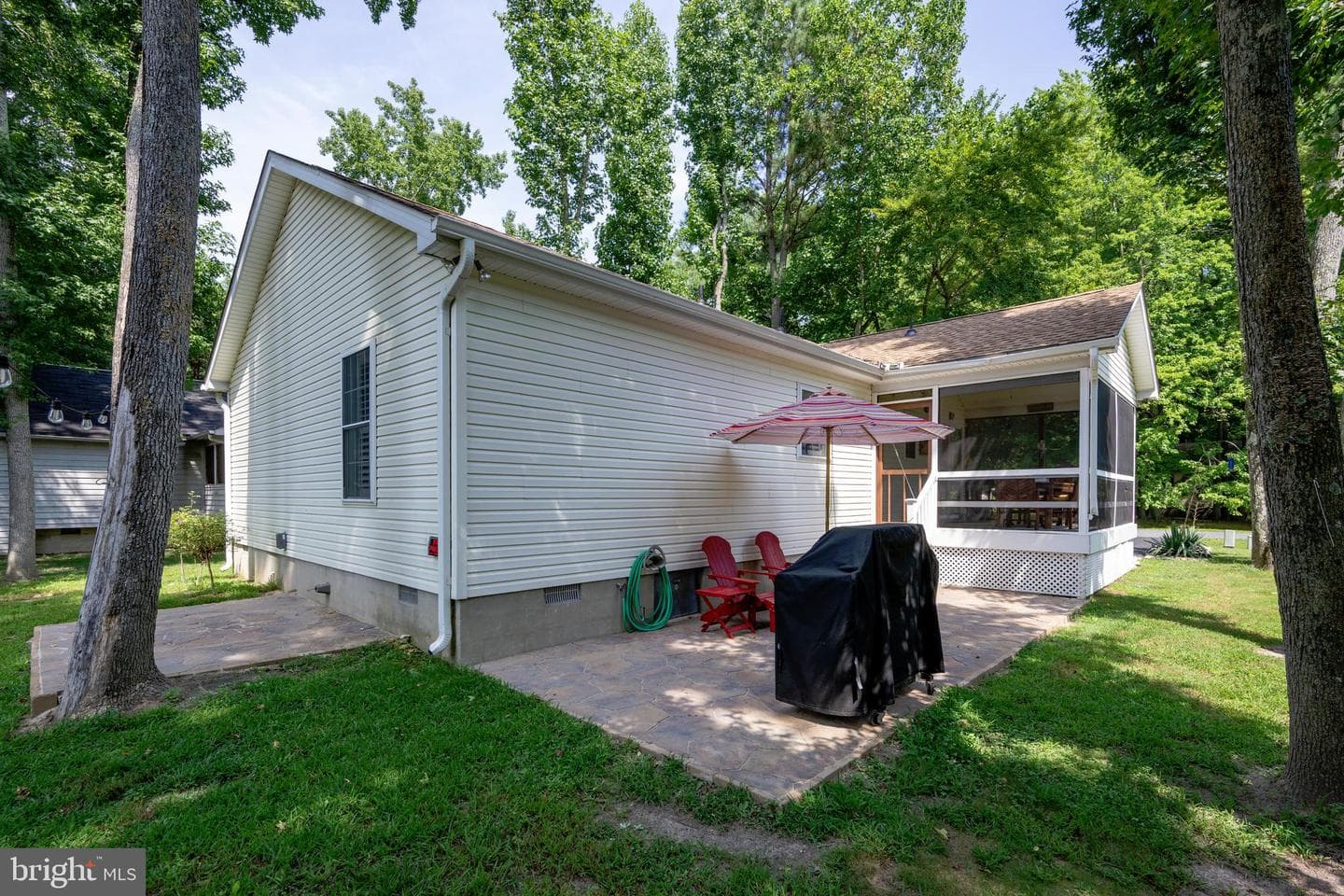 52 Nottingham Lane photo 8