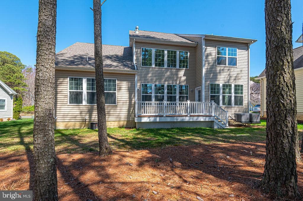 403 Bluewater Court photo 42