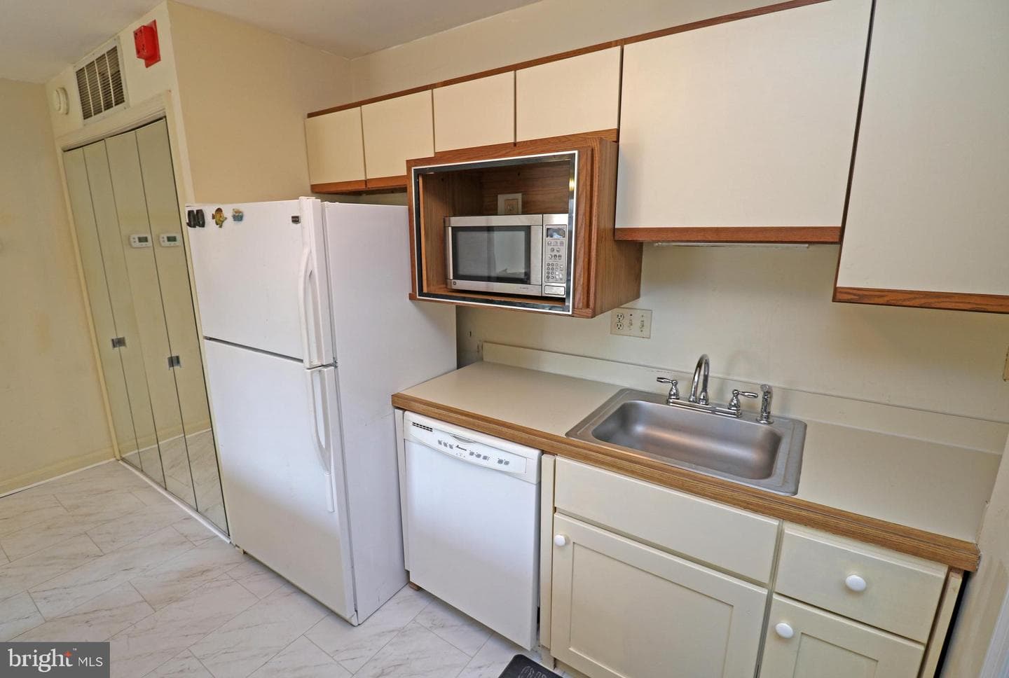 400 141st Street #18 photo 25