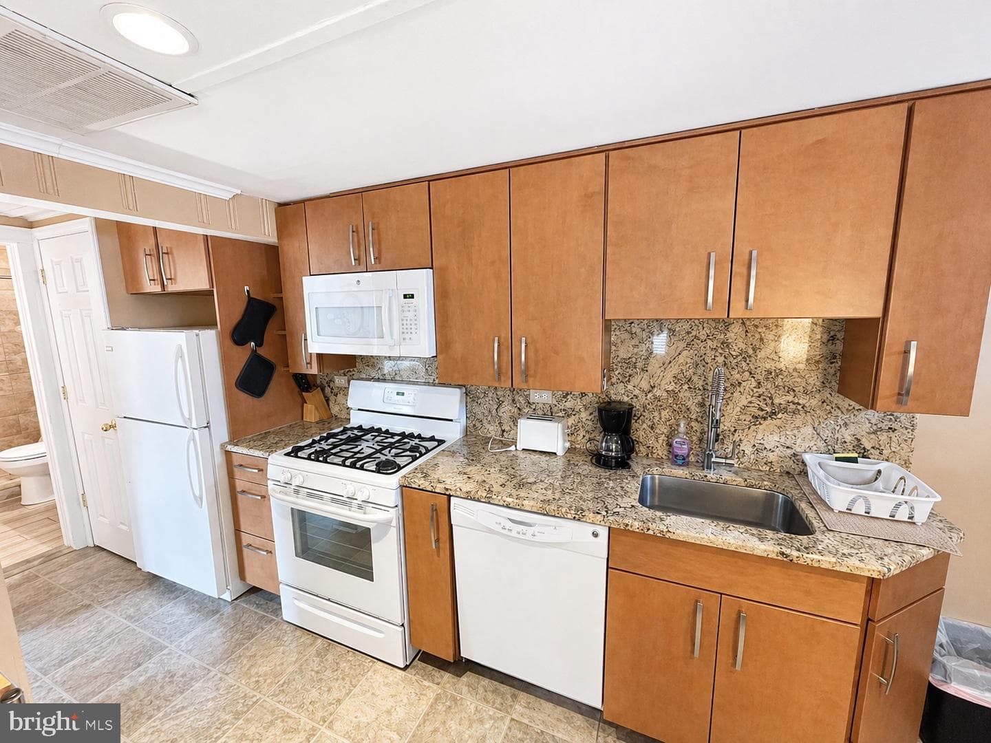 13 40th Street #7 photo 3