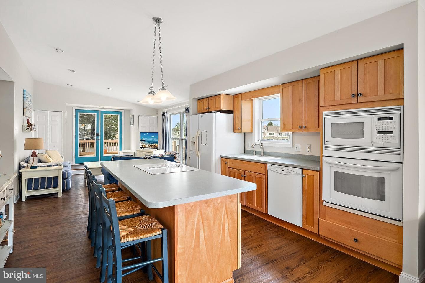 216 Kingfish Road photo 61