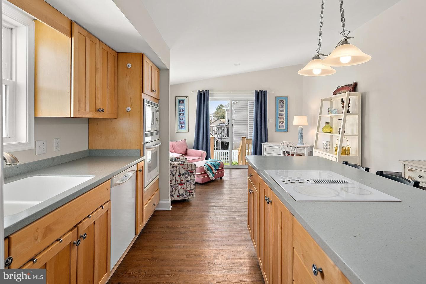 216 Kingfish Road photo 64