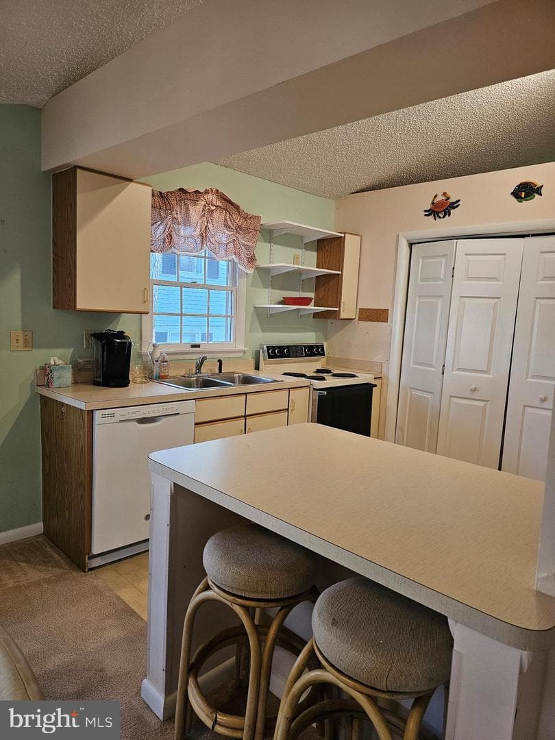 48 Windjammer Road photo 15