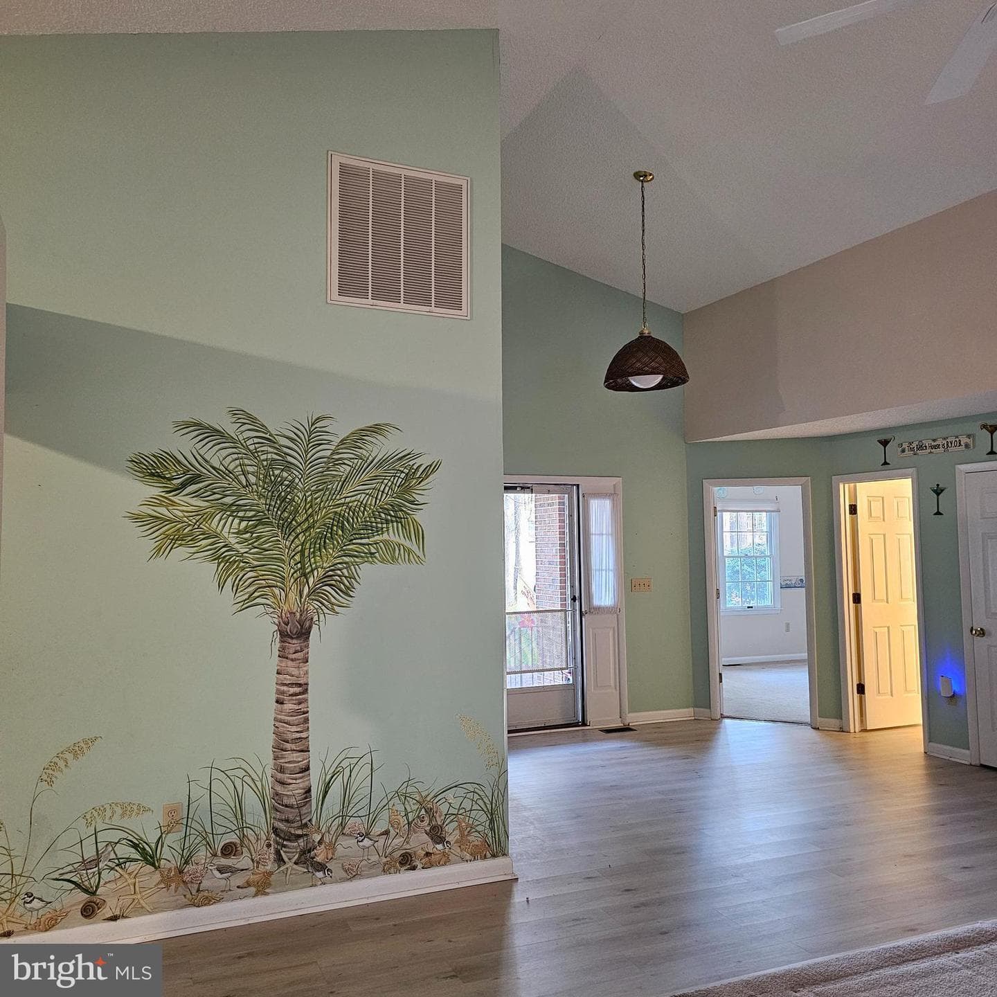 48 Windjammer Road photo 5