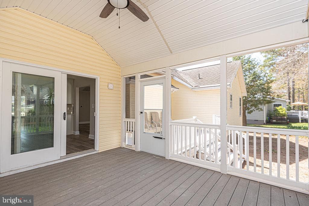 9405 Lake View Drive photo 58