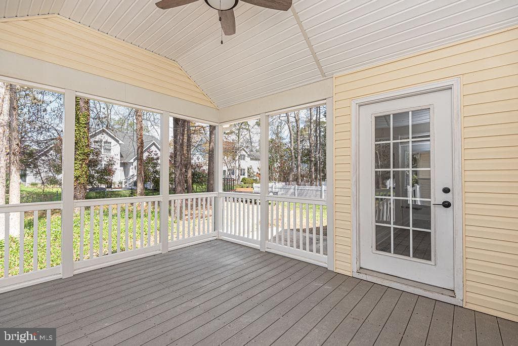 9405 Lake View Drive photo 59