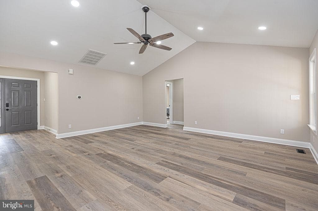 9405 Lake View Drive photo 9