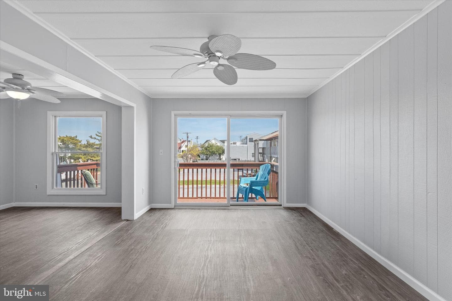 407 Lark Ln # 11203 photo 5