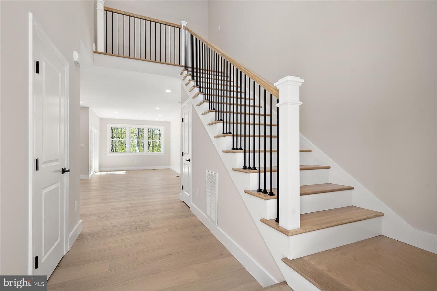1207 Carrollton Lane photo 6