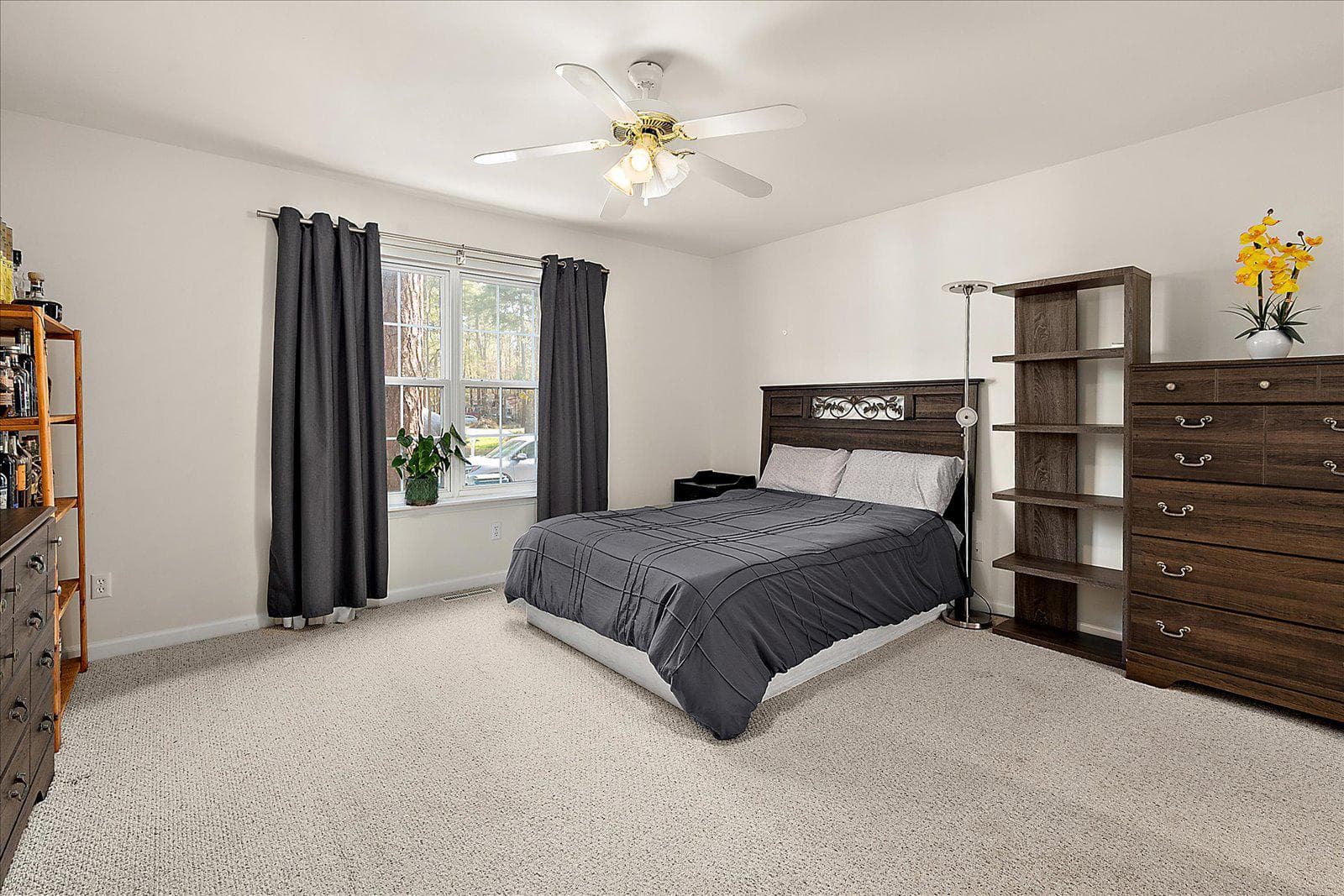 2 Moonraker Road photo 21
