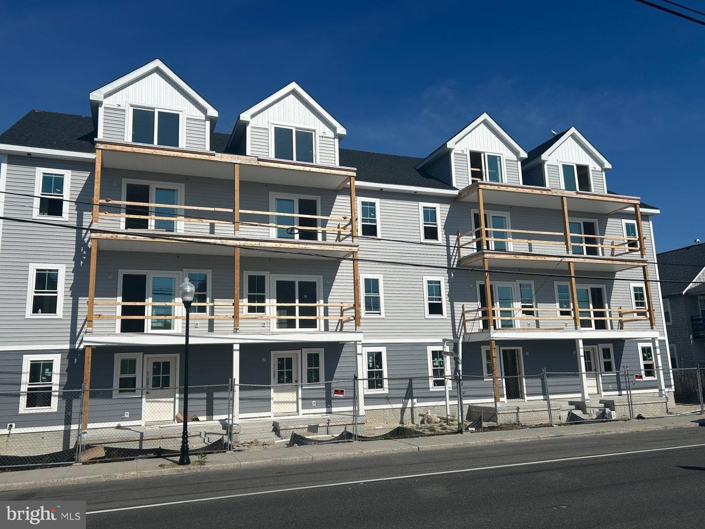 909 N Baltimore Avenue #3 photo 3