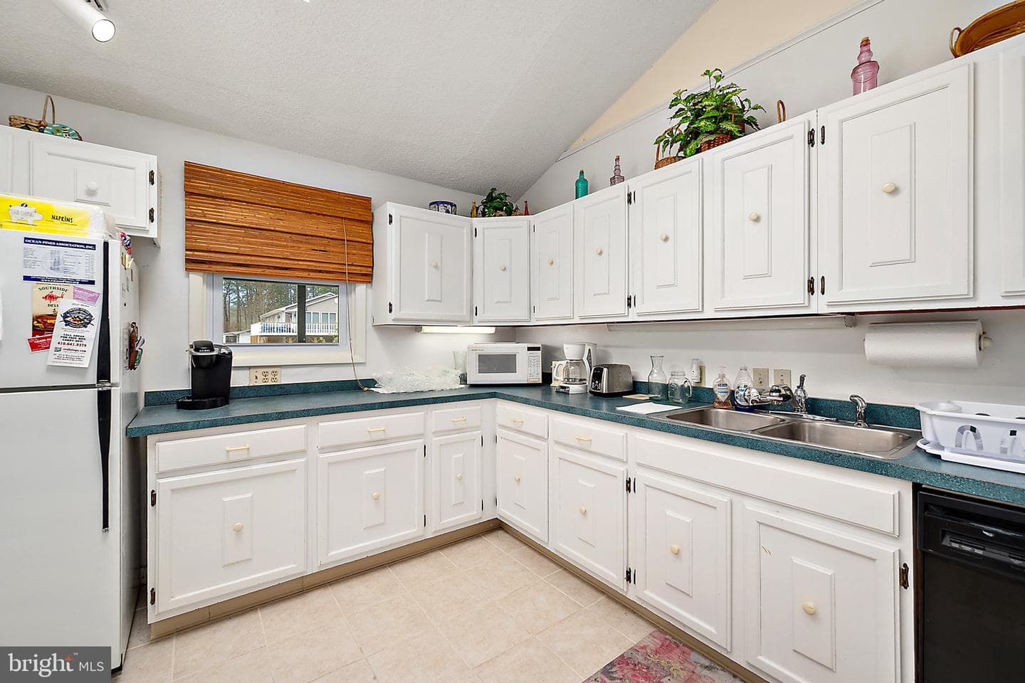 354 Ocean Parkway photo 22
