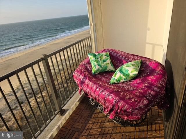 8105 Atlantic Avenue #604 photo 38