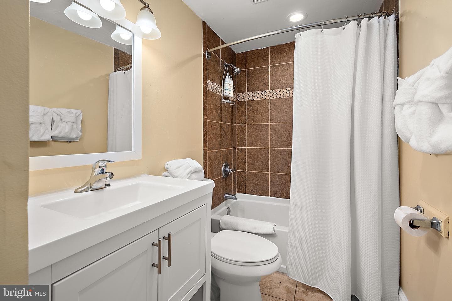 404 Saint Louis Avenue #12 photo 30