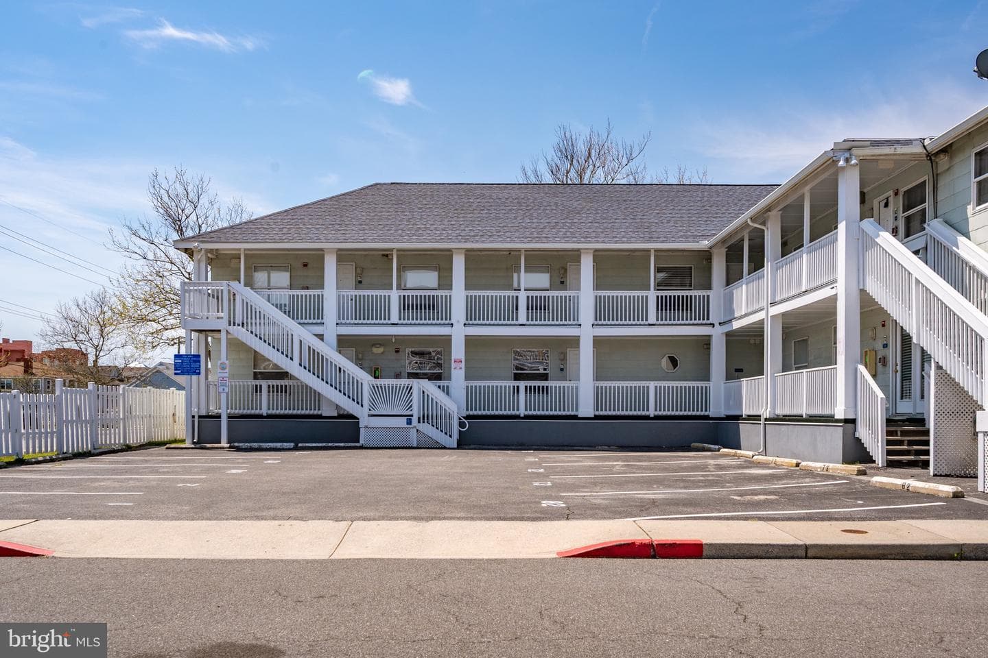207 8th Street #203e photo 40