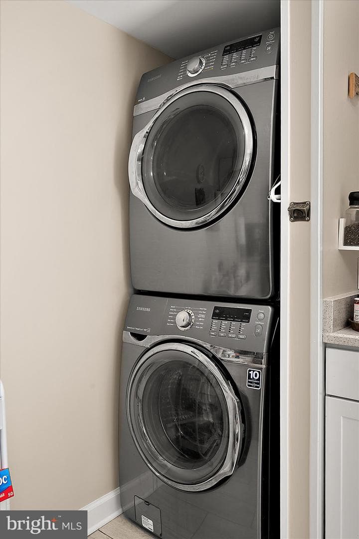 5 73rd Street photo 30