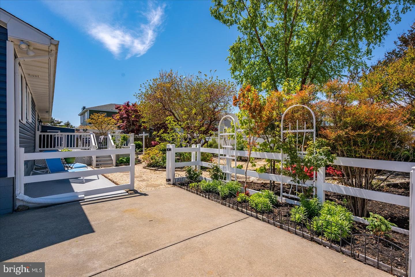 14107 Laurel Ave photo 38