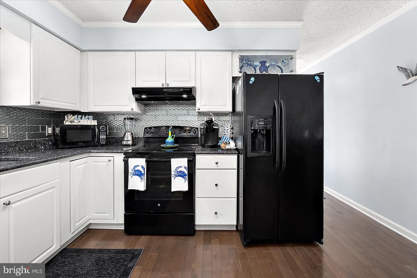 14107 Laurel Ave photo 45